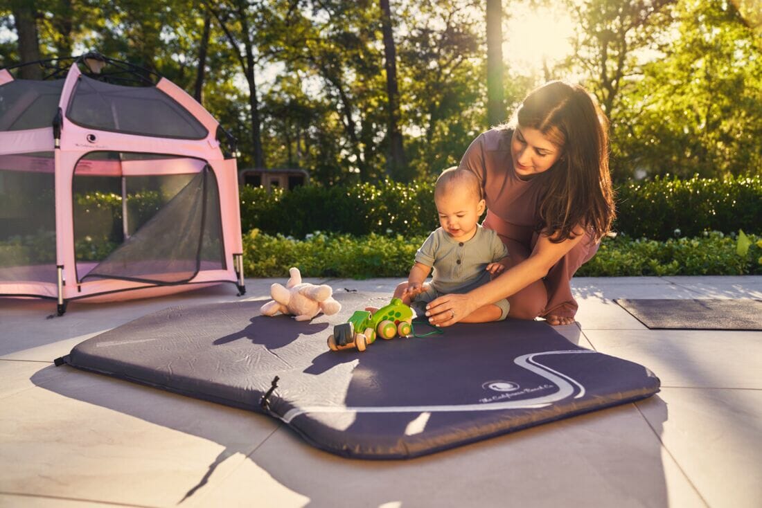 The California Beach Co. Pop 'N Go™ Play Mat 2.0 The California Beach Co. Pop 'N Go™ Play Mat 2.0